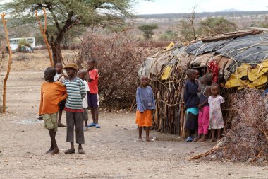 Oynayan Samburu çocuklar Afrika