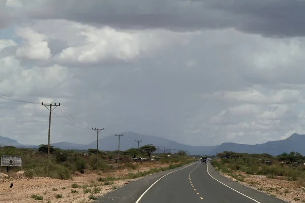 Camino del país en Kenia — Foto de Stock