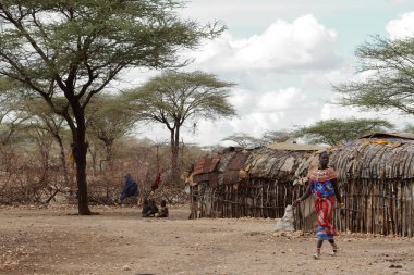 Geleneksel Kenya Samburu kadınlarda