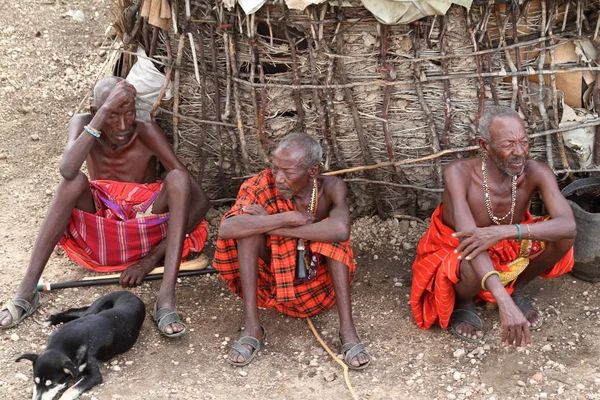 Homens da tribo de Samburu no Quênia — Fotografia de Stock