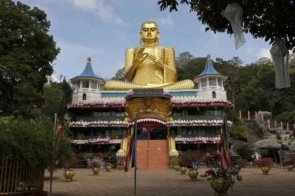 O Templo de Ouro de Dambulla no Sri Lanka — Fotografia de Stock