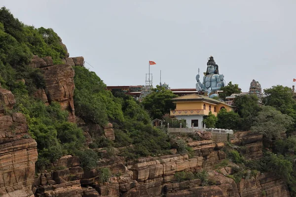 God Shiva in de Koneswaram tempel van Trincomalee op Sri Lanka — Stockfoto