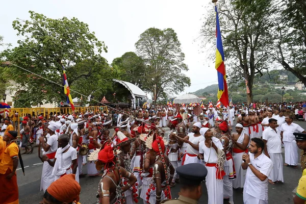 Procesión del festival de dientes de Kandy en Sri Lanka — Foto de Stock