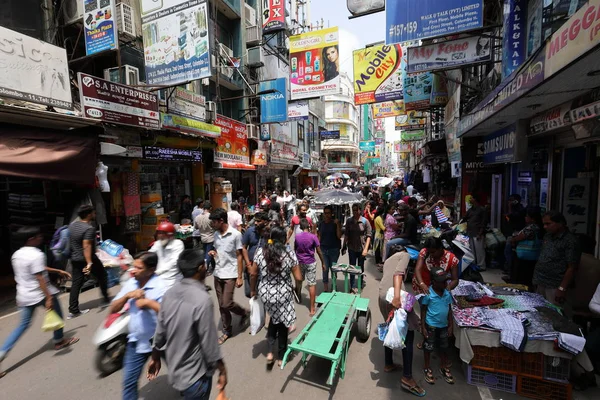 In the streets of Colombo in Sri Lanka — Stock Photo, Image