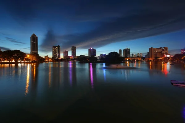 Skyline Colombo Reflection Lake Night — Stock Photo, Image