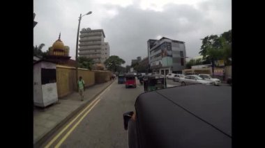 Trafik kaos ve tuk tuk Sri Lanka'da, 12 sürmek. Aralık 2017