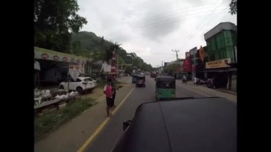Trafik kaos ve tuk tuk Sri Lanka'da, 12 sürmek. Aralık 2017