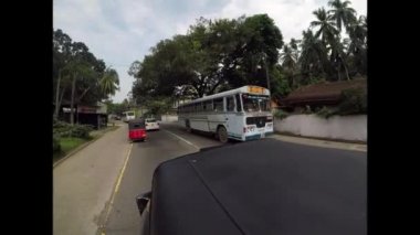 Trafik kaos ve tuk tuk Sri Lanka'da, 12 sürmek. Aralık 2017