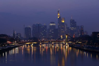 Frankfurt manzarası, gece