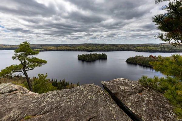 Ontario Kanada 'da Algonquin manzarası
