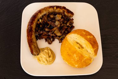 Geleneksel Alman Sosisi