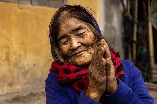 Vietnam Köyünde Çiftçi Eşi — Stok fotoğraf