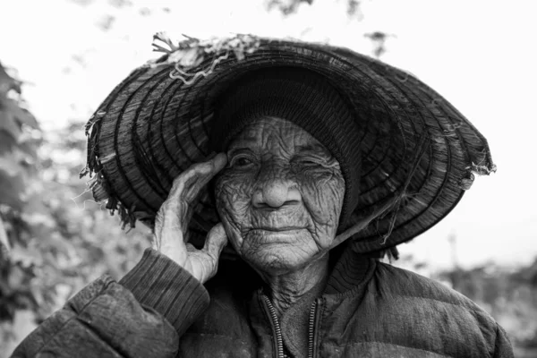 Agricoltori Moglie Villaggio Del Vietnam — Foto Stock