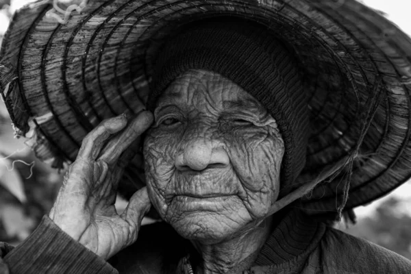 Campesinos Esposa Una Aldea Vietnam —  Fotos de Stock