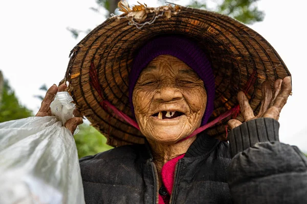 Campesinos Esposa Una Aldea Vietnam — Foto de Stock