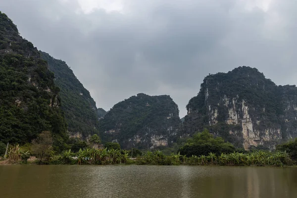 Paisaje Ninh Binh Tam Coc Vietnam —  Fotos de Stock