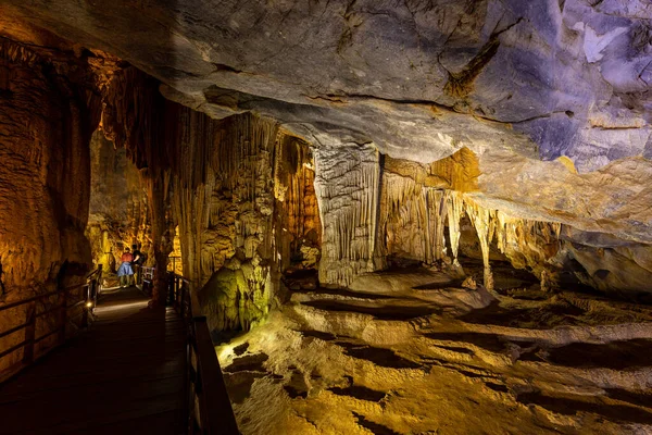 Paradise Cave Phong Nha Bang Vietnam December 2019 — Stock Photo, Image