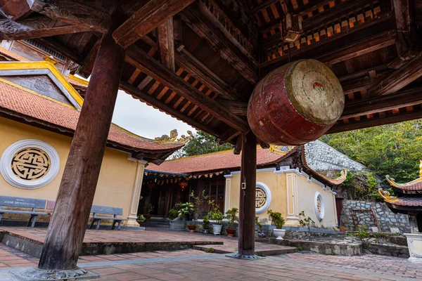 Van Son Pagoda Con Dao Vietnamu — Stock fotografie
