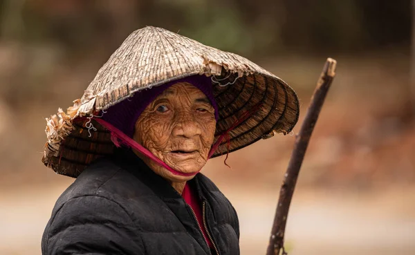 Pauvre Vieille Femme Vietnam — Photo