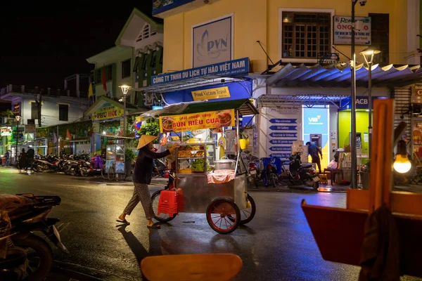 Snackbar Móvil Negocios Las Calles Hue Vietnam Diciembre 2019 — Foto de Stock