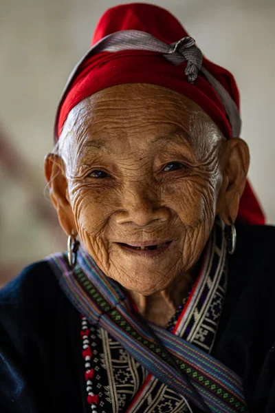 Kobieta Plemienia Północy Wietnamu — Zdjęcie stockowe