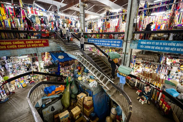 People Old Market Hall Hue Vietnam December 2019 — Stock Photo, Image