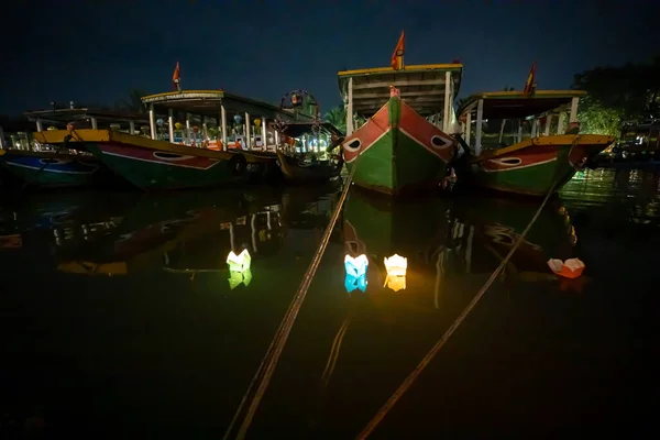 Туристические Лодки Городе Хойан Вьетнаме — стоковое фото