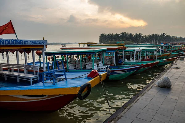 Barcos Turísticos Ciudad Hoi Vietnam — Foto de Stock