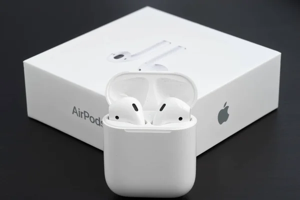 Airpods 无线耳机 — 图库照片