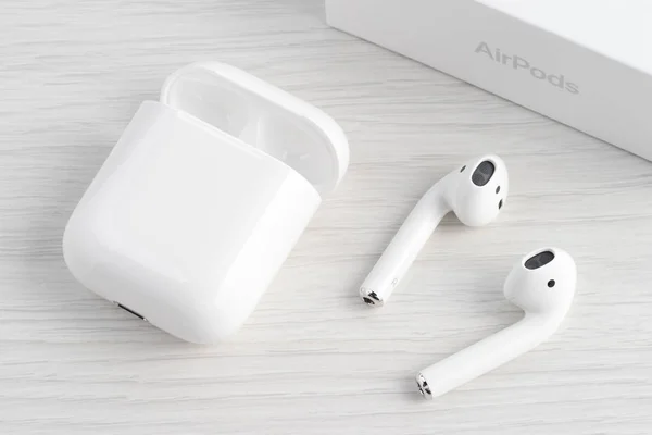 Słuchawki bezprzewodowe Airpods Zdjęcia Stockowe bez tantiem