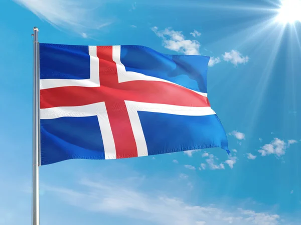 Ісландський Національний Прапор Розмахує Вітром Проти Темно Синього Неба Високоякісна — стокове фото