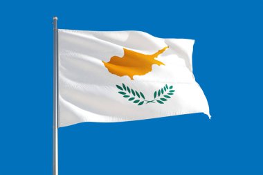 Kıbrıs ulusal bayrağı derin mavi gökyüzünde rüzgarda dalgalanıyor. Kaliteli kumaş. Uluslararası ilişkiler kavramı.