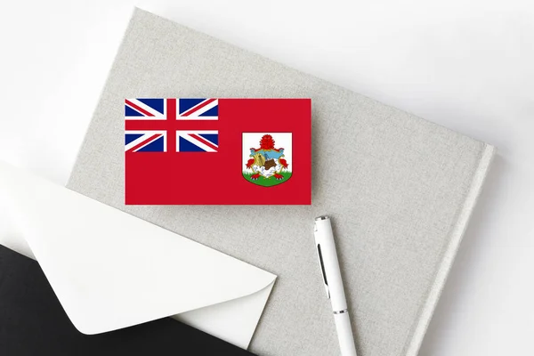 Bandera Las Bermudas Sobre Fondo Carta Minimalista Sobre Invitación Nacional — Foto de Stock