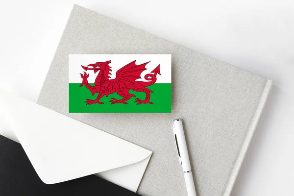 Bandeira Gales Fundo Letra Minimalista Envelope Convite Nacional Com Caneta — Fotografia de Stock