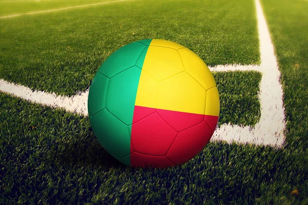 Bandera Benin Posición Patada Esquina Fondo Del Campo Fútbol Tema — Foto de Stock