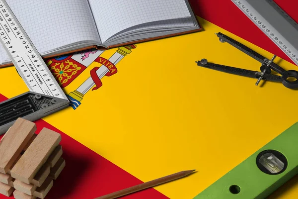 Bandera Nacional España Sobre Concepto Profesión Con Escritorio Arquitecto Fondo — Foto de Stock