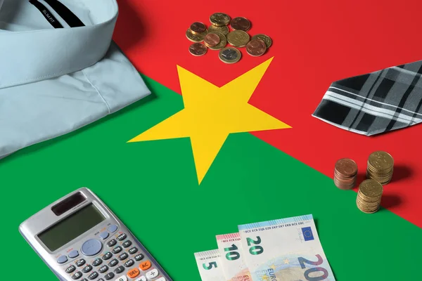 Bandera Burkina Faso Tabla Concepto Dinero Mínimo Monedas Objetos Financieros — Foto de Stock