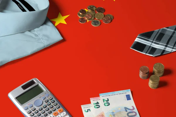 Bandera China Tabla Concepto Dinero Mínimo Monedas Objetos Financieros Superficie — Foto de Stock