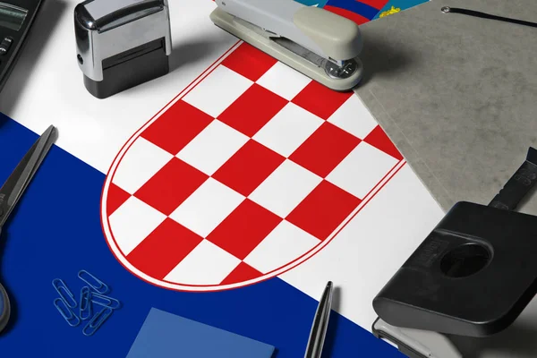 Bandera Croacia Con Antecedentes Lugar Trabajo Empleado Oficina Concepto Nacional — Foto de Stock