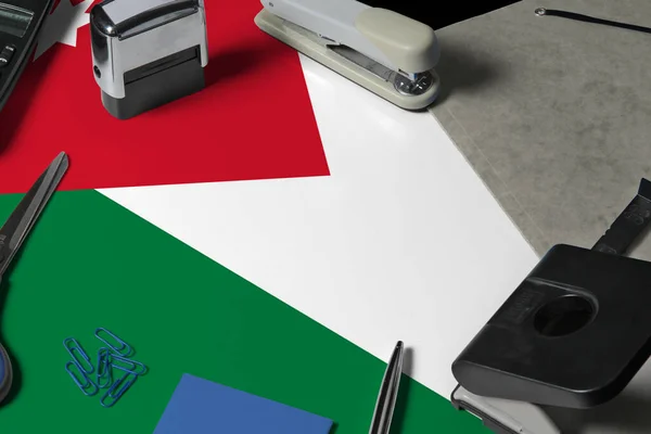 Bandera Jordania Con Antecedentes Lugar Trabajo Empleado Oficina Concepto Nacional — Foto de Stock