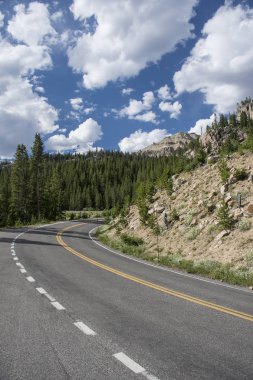 Beartooth Highway Road clipart