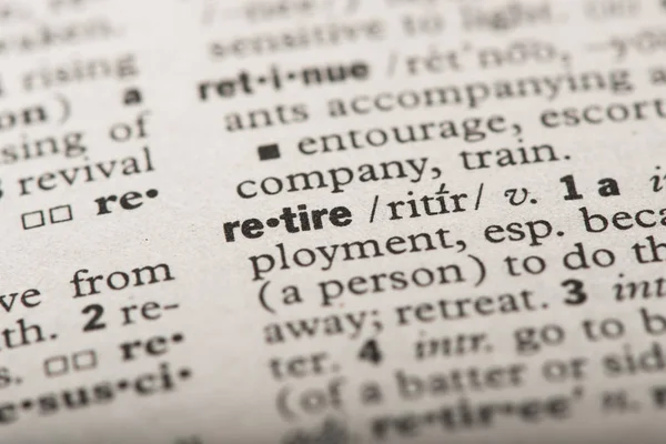 "Retire "En el diccionario Fotos de stock libres de derechos