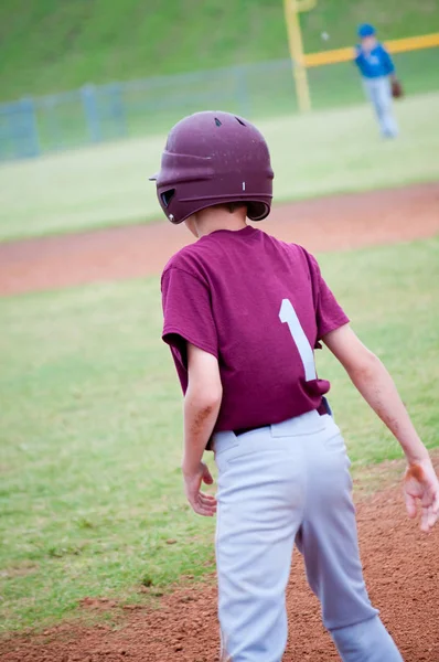 Gençlik beyzbol çocuk bordo jersey üssünde