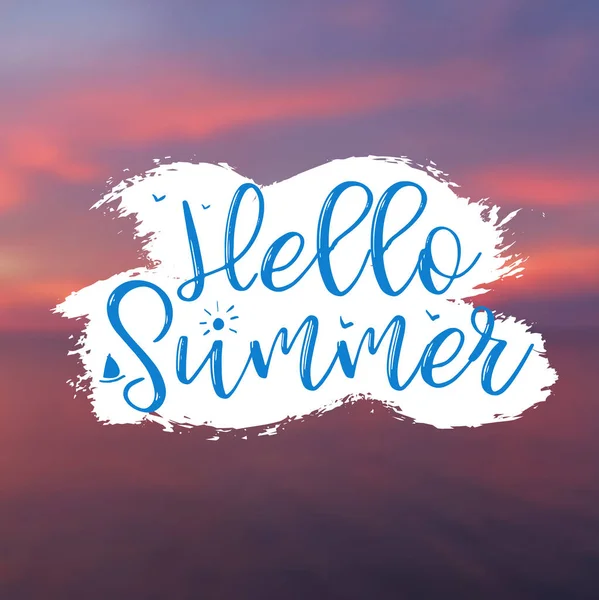 Sfondo mare con Lettering Hello Summer. Illustrazione vettoriale — Vettoriale Stock