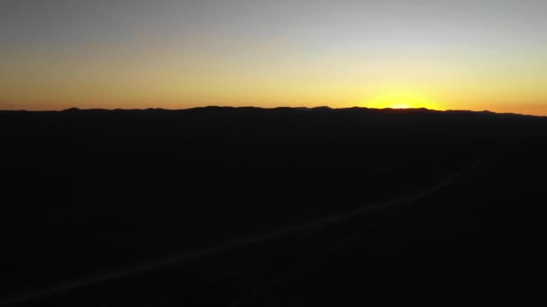 Vue Aérienne Brute Désert Atacama Incroyable Paysage Volcanique Accidenté Coucher — Video