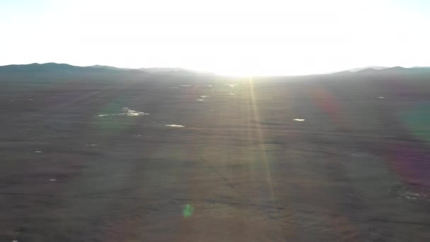 Вид Воздуха Пустыню Атакама Удивительный Вулканический Ландшафт Закате — стоковое видео