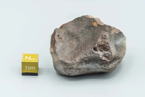 Nahaufnahme Stück Meteorit Isoliert Auf Weißem Hintergrund — Stockfoto