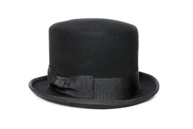 siyah üzerine beyaz izole şapka 