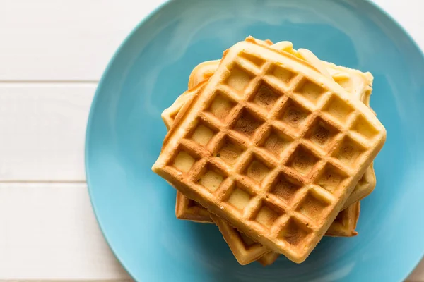 Waffles belgas com mel e cranberries — Fotografia de Stock