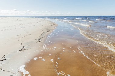 Baltık Denizi ve kumsal